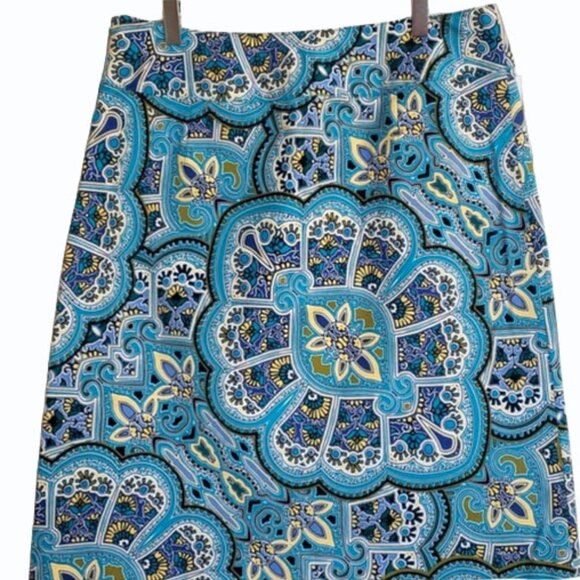 East 5th Dresses & Skirts - EAST 5TH Vivid Medallion Pattern Cotton Blend Straight, Pencil Skirt Size 16